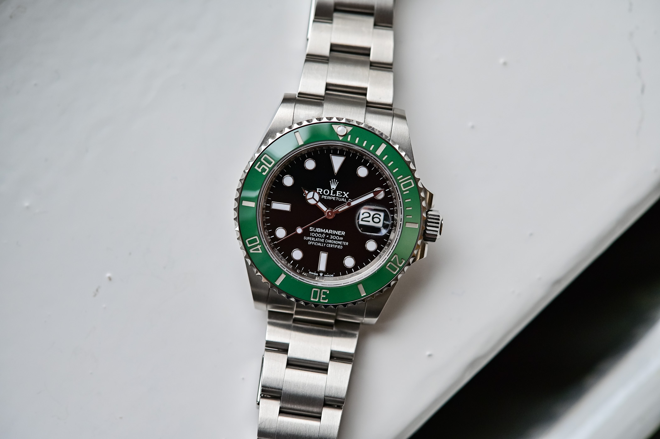 ロレックス現行サブマリーナの定価と最安値と価格推移・126610LN 