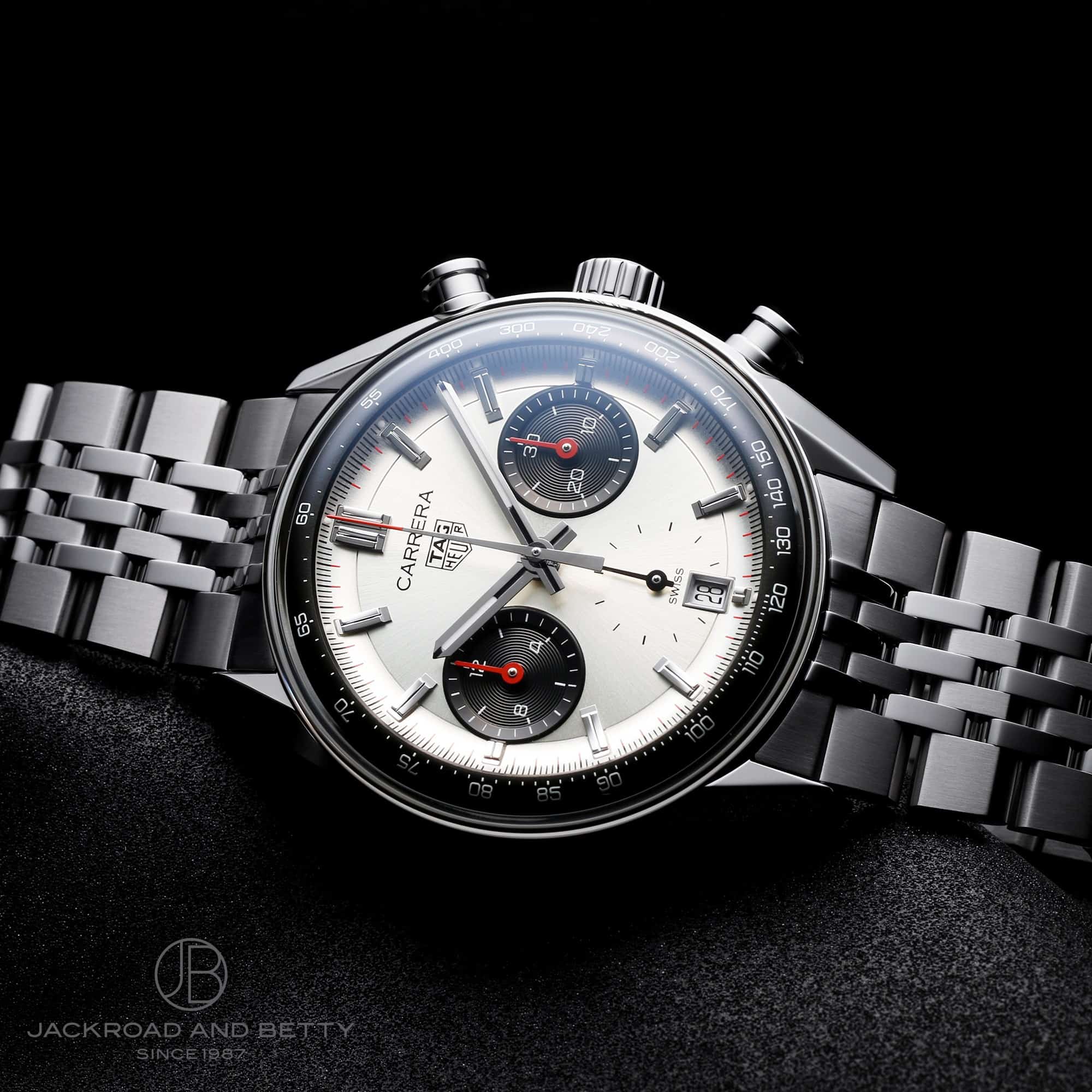 松重豊さん愛用の腕時計・タグホイヤー カレラ クロノグラフ 39mm Ref 